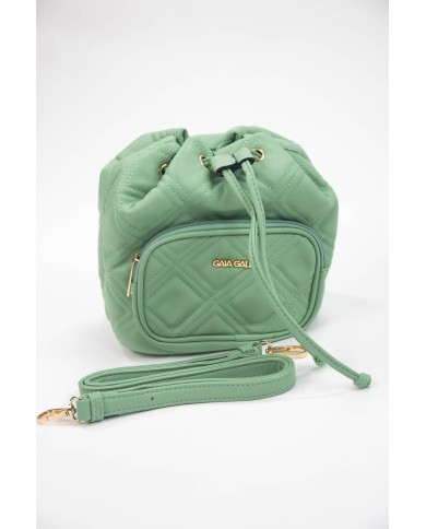 Borsa piccola verde con tracolla rimovibile doppia tasca interna e tasca estesa frontale effetto matelassé Borsa piccola verde con tracolla rimovibile doppia tasca interna e tasca estesa frontale effetto matelassé