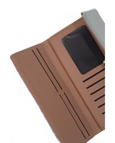 Portafoglio argento con placchetta dorata con due scompartimenti compreso di portadocumenti Portafoglio argento con placchetta dorata con due scompartimenti compreso di portadocumenti