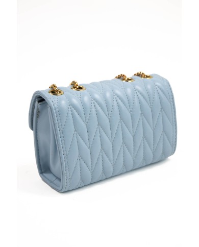 Borsa celeste piccola rigida patch centrale con logo chiusura con bottone a scatto manici color oro Borsa celeste piccola rigida patch centrale con logo chiusura con bottone a scatto manici color oro