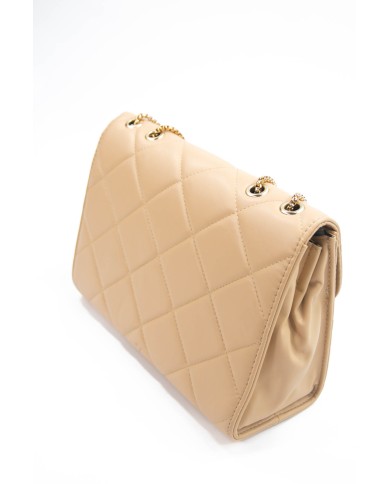 Borsa beige a spalla due scomparti chiusura a patta magnetica tracolla a catena fissa logo frontale in oro