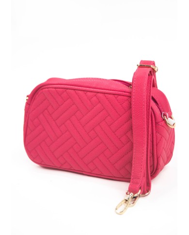 Borsa pochette fucsia con opzione interna di tracolla motivo matelassé logo stampato color oro Borsa pochette fucsia con opzione interna di tracolla motivo matelassé logo stampato color oro