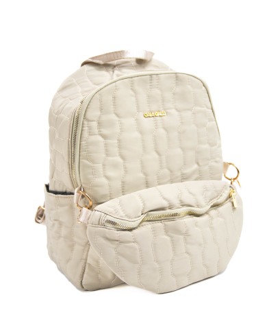 Zaino beige con marsupio frontale removibile doppio spazio esterno e posteriore stemma in oro Zaino beige con marsupio frontale removibile doppio spazio esterno e posteriore stemma in oro