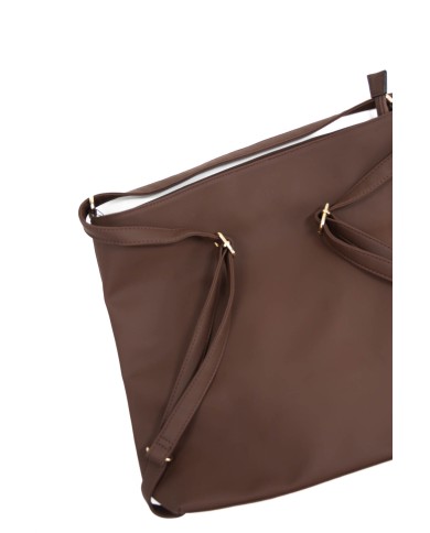 Borsa morbida marrone con tracolla chiusura zip con doppio spazio interno Borsa morbida marrone con tracolla chiusura zip con doppio spazio interno
