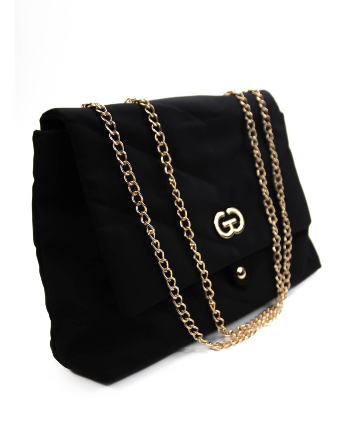 Borsa morbida nera a tracolla con chiusura bottone a scatto e logo centrale Borsa morbida nera a tracolla con chiusura bottone a scatto e logo centrale