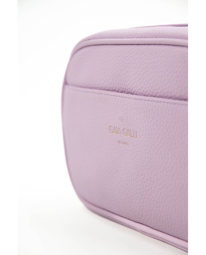 Borsa pochette rosa effetto tigrato con tracolla removibile doppie tasche esterne logo frontale stampato Borsa pochette rosa effetto tigrato con tracolla removibile doppie tasche esterne logo frontale stampato